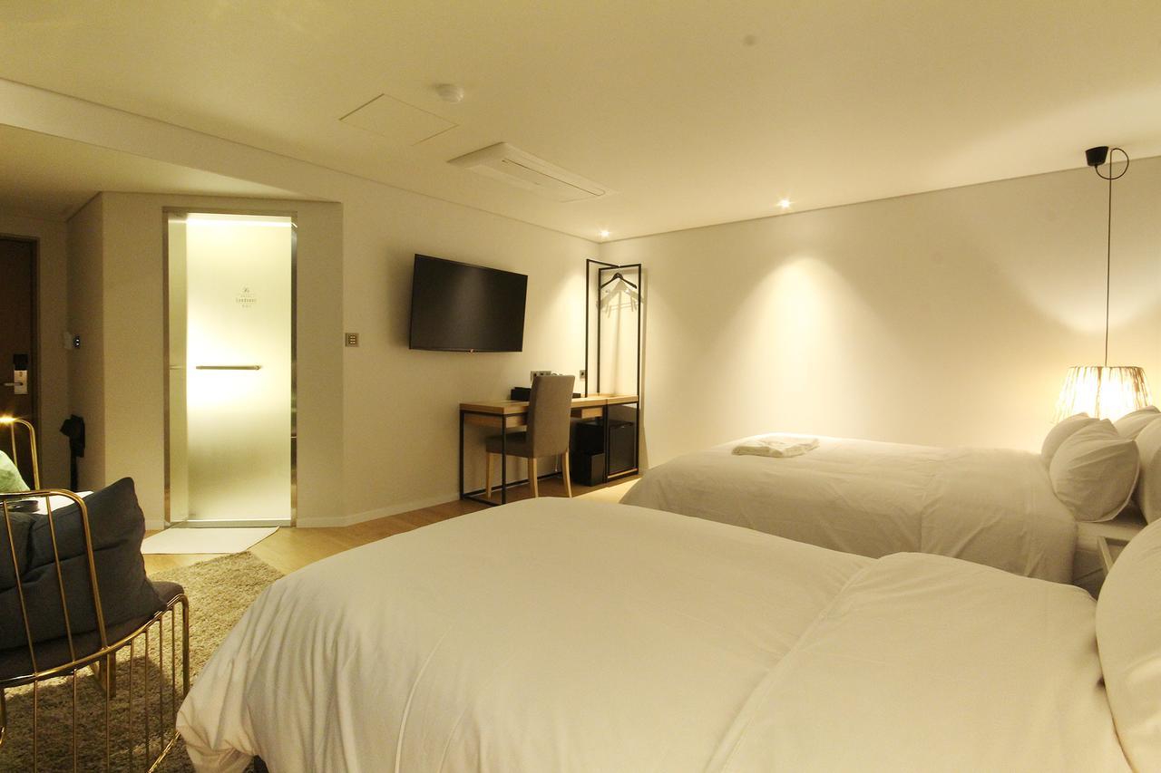 Hotel Londoner Hwamyeong Busan Exterior foto